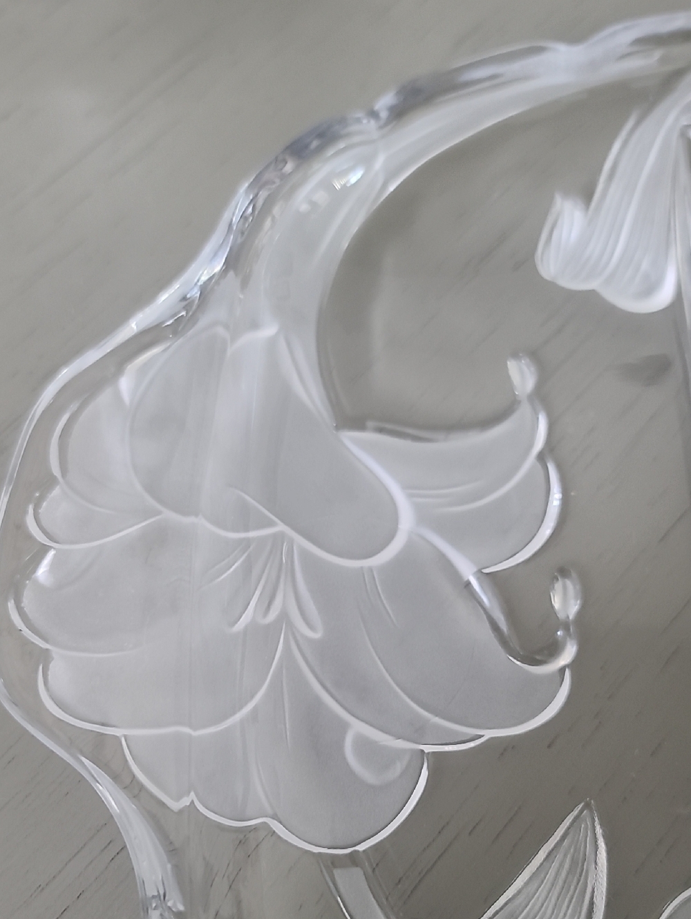Crystal Clear Studios Japan Frosted Iris Floral Serving Plate - Picture 3 of 5